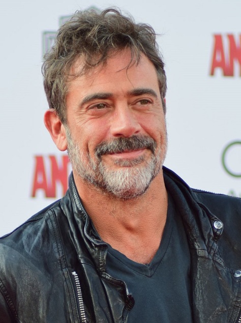 Jeffrey_Dean_Morgan_(cropped)