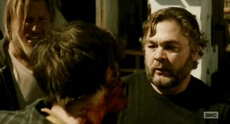 5-things-you-might-have-missed-in-fear-the-walking-dead-episode-captive-968446